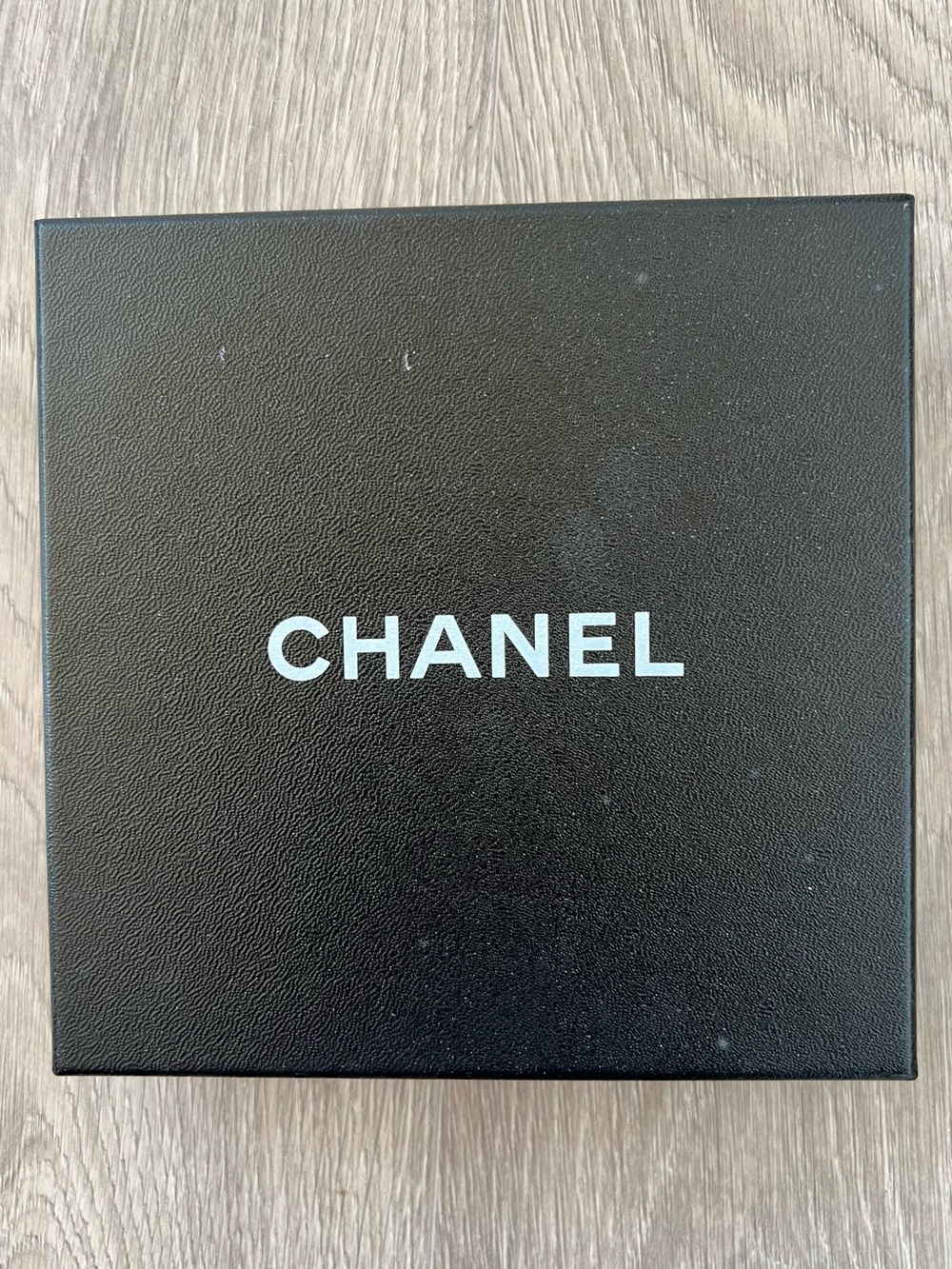 Chanel Box (BB396)
